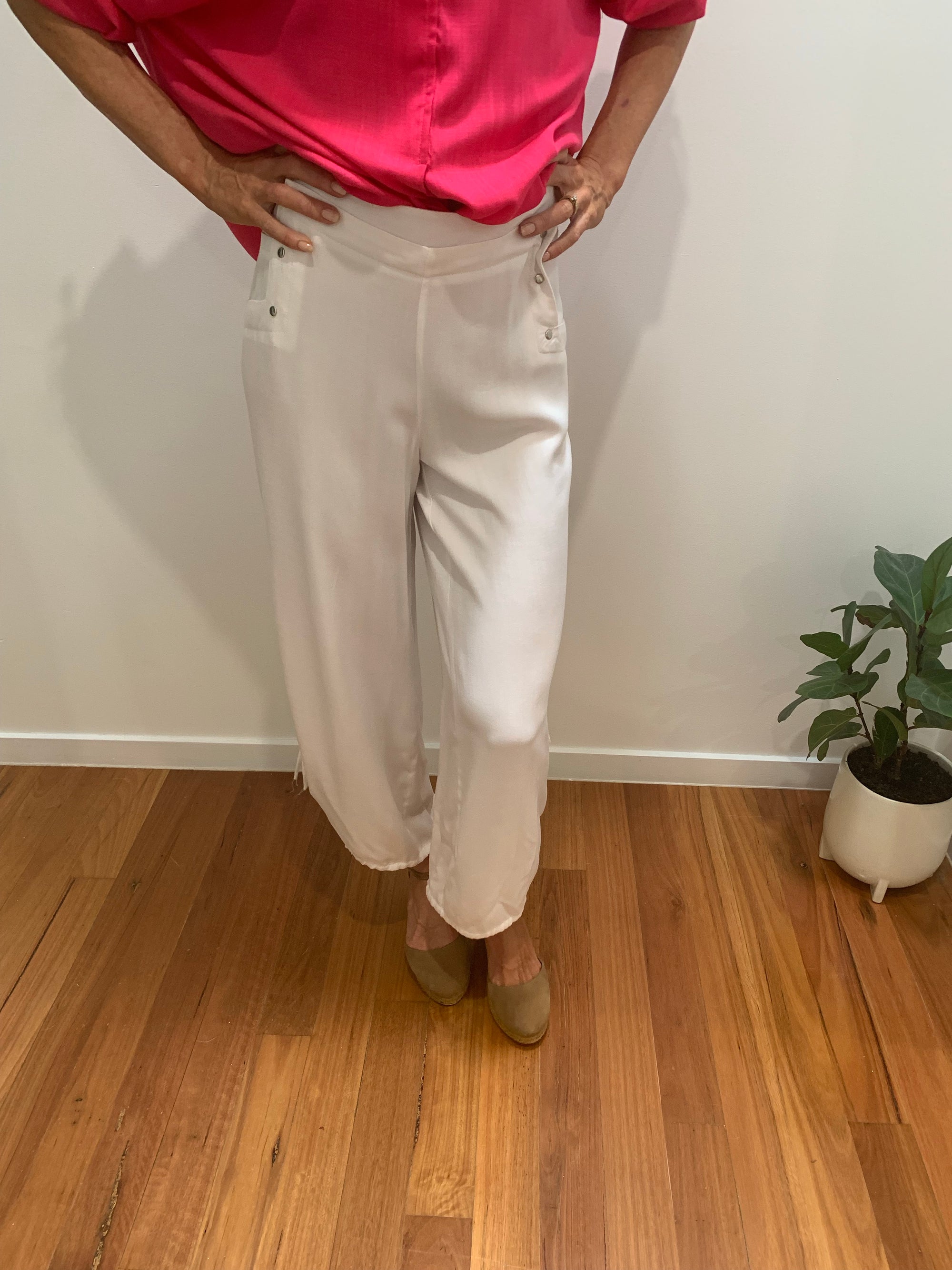 White Pants with Ties and Stud Details Comfort and Elegance Elastic Waist