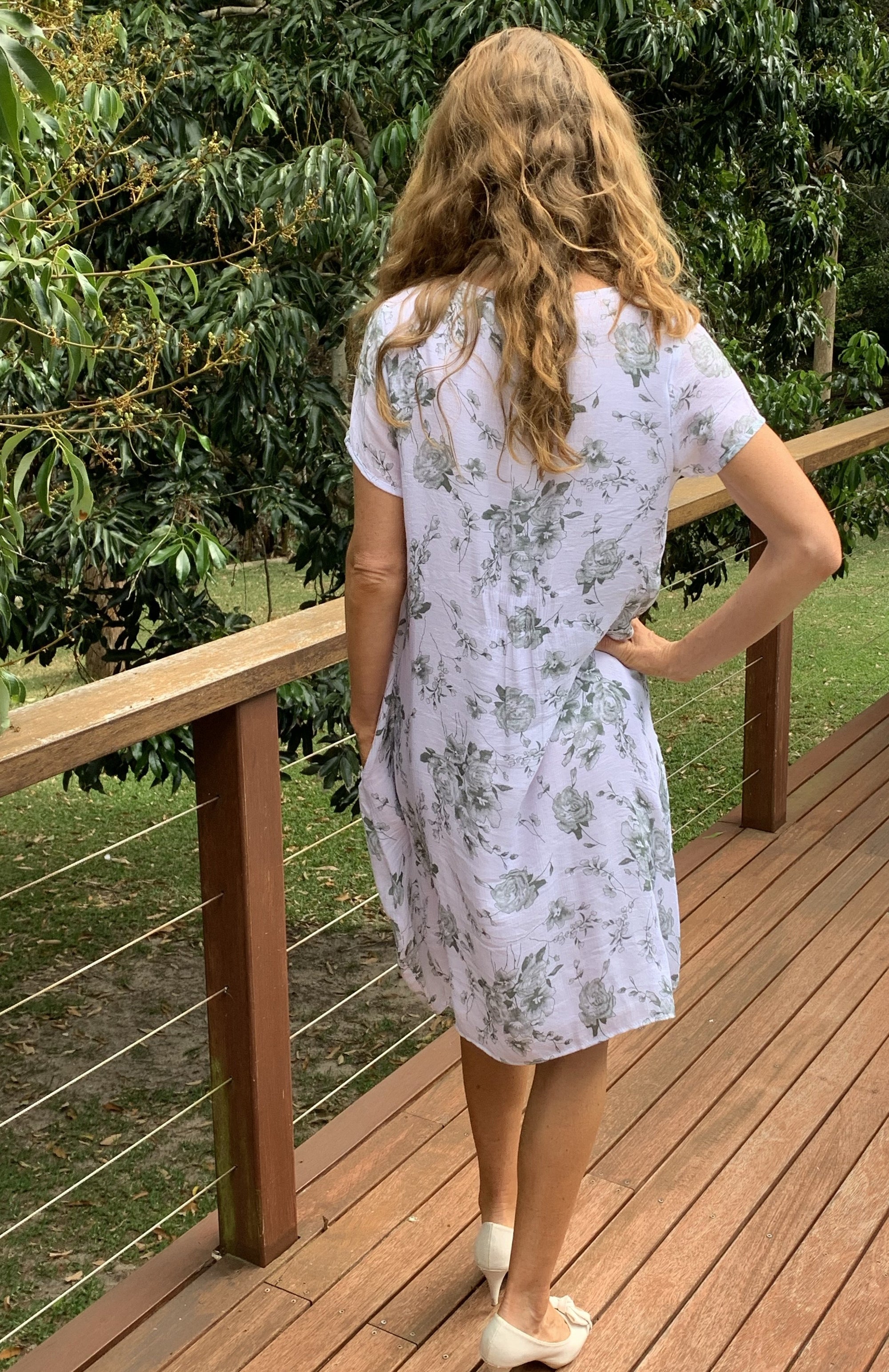 Pocket Dress in White with Green Floral Pattern Knee Length & Short Sleeves - Willow Tree