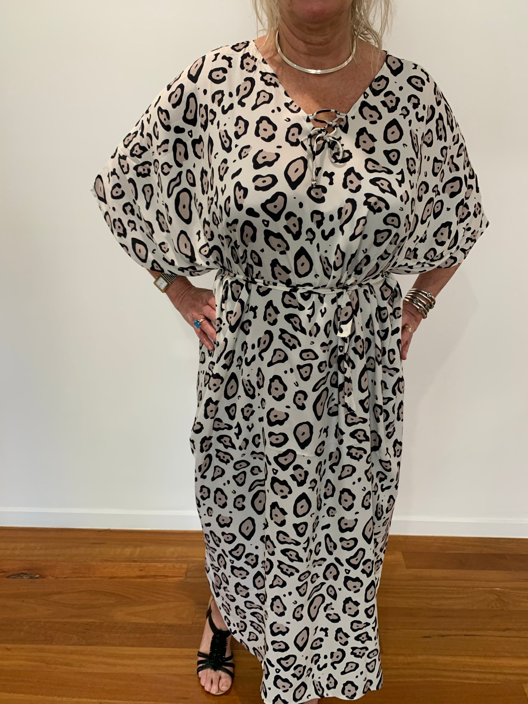 Oversized Kaftan/Dress in White with Leopard Print One Size Will Fit Size 14-20 - Scandi & Me